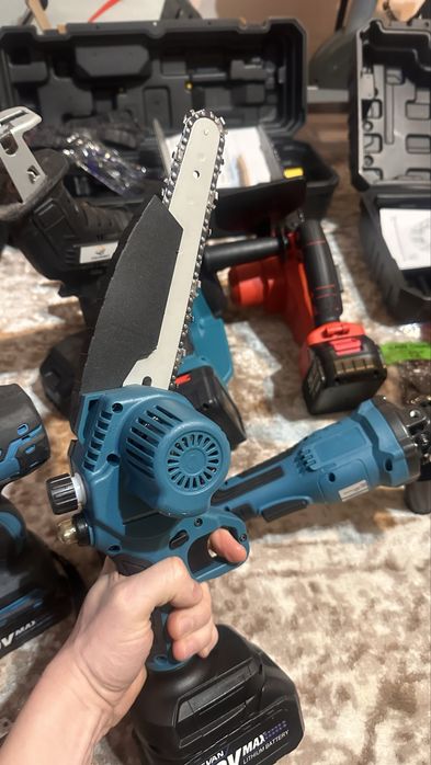 Foarfeca gradina cu acumulator