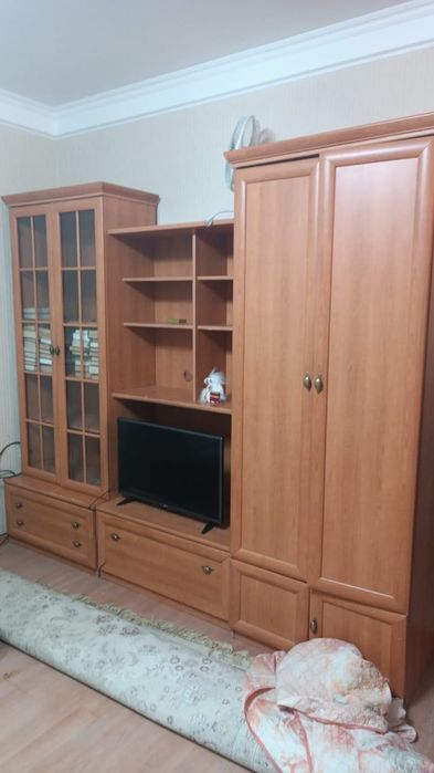 Отдам мебельную стенку