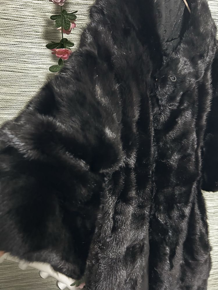 Продам норковую шубу