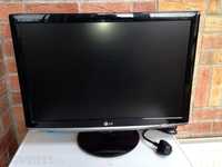 Profesional Monitor LED LG 22" Full HD, ultraslim