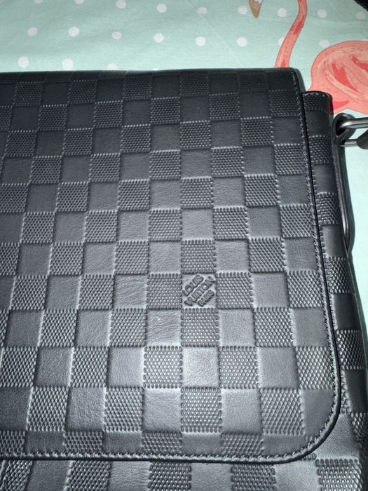 ОРИГИНАЛ Мъжка чанта Louis Vuitton