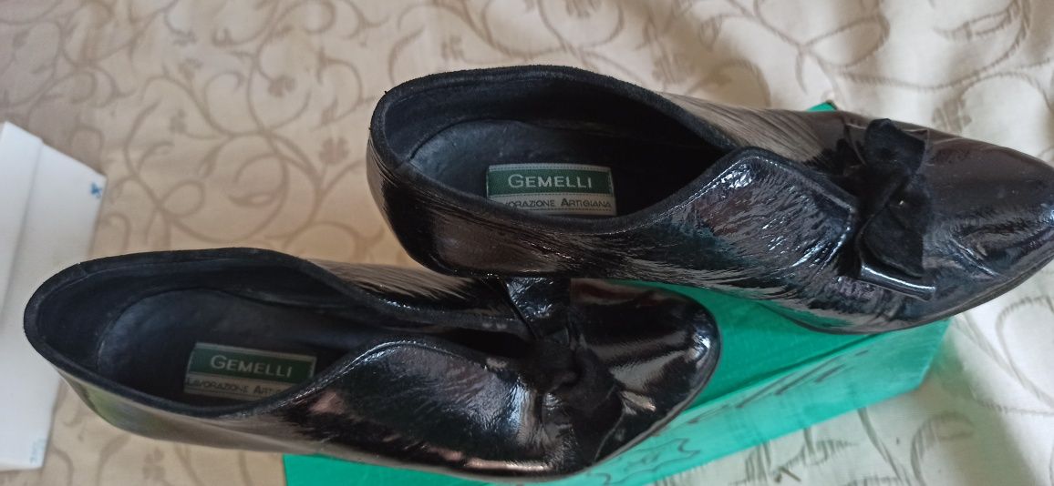 Botine din piele naturala măr. 39 Gemelli