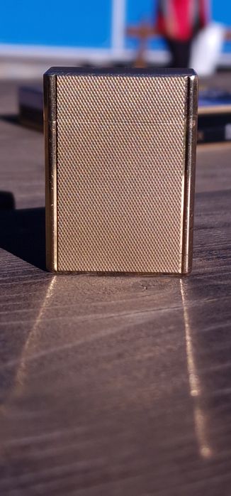 Запалка . Dupont .