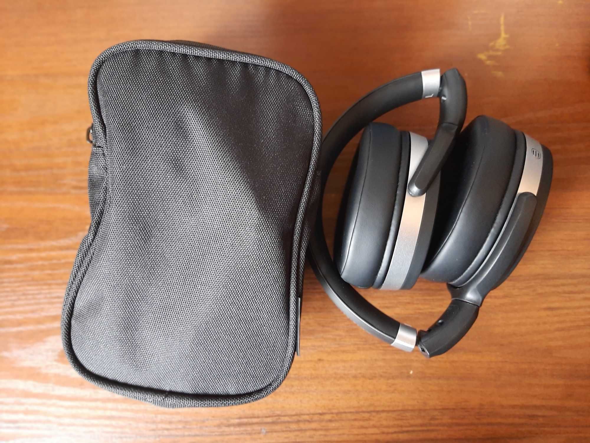 Продаю наушники  Sennheiser 4.5 BTNC