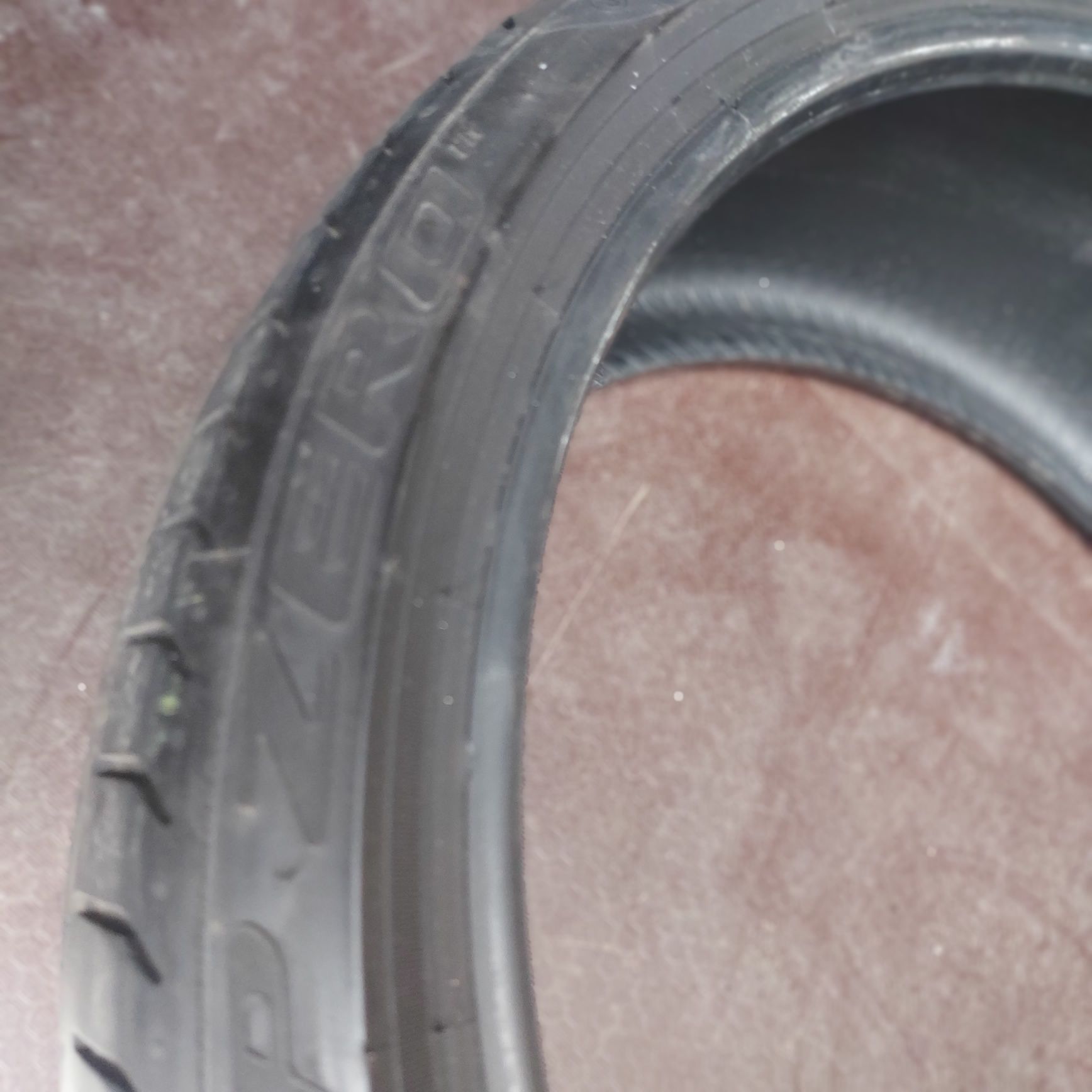 235/35/20"pirelli 1бр.гума