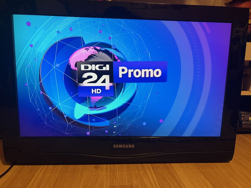 Televizor LCD Samsung, 66cm, 26C350 defect