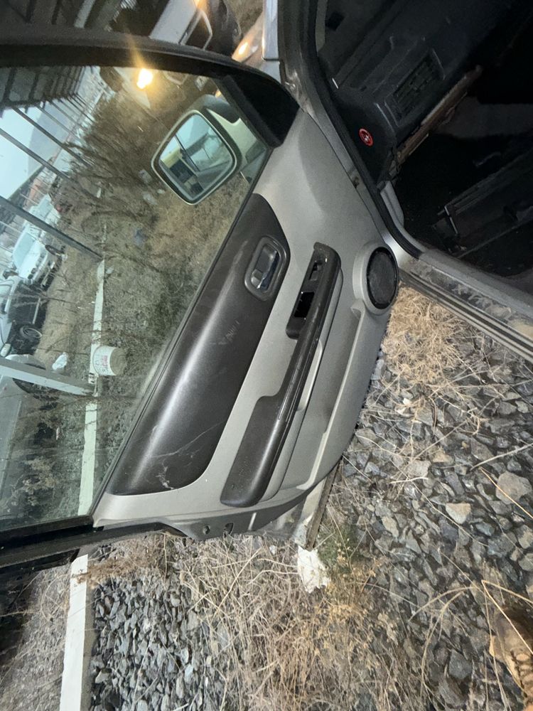 За части Nissan X-Trail  бензин