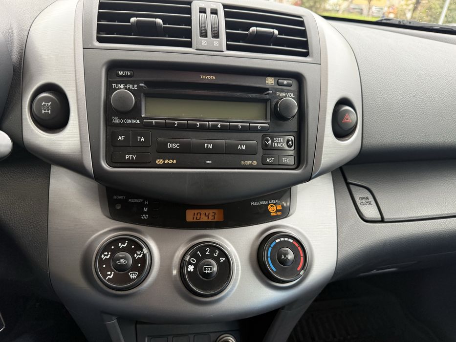 Тойота Рав4, 2,2 дизел D-4D, 136 к.с., 4х4