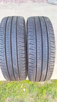 Vând 2 anvelope 215/65R16C GoodYear !