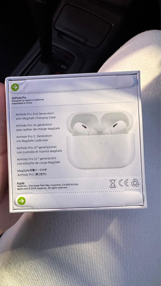 AirPods Pro 2 шт продается
