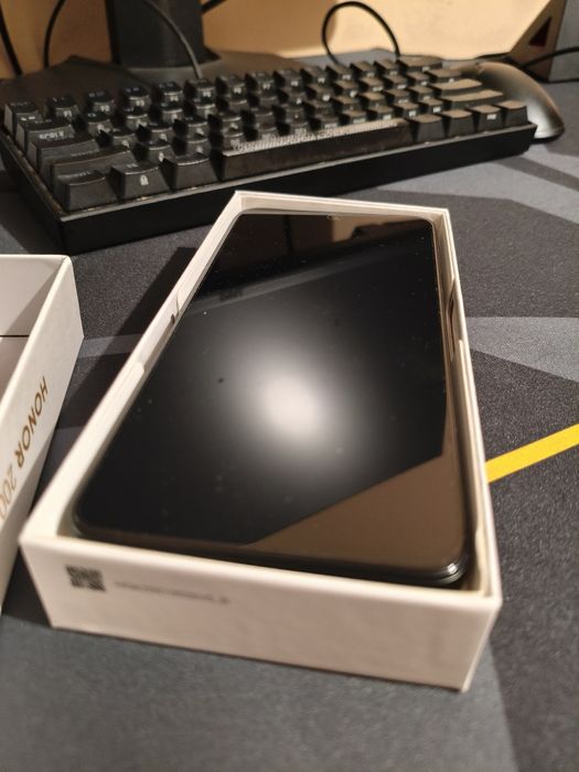 Honor 200 Smart - 256GB / 4GB ram