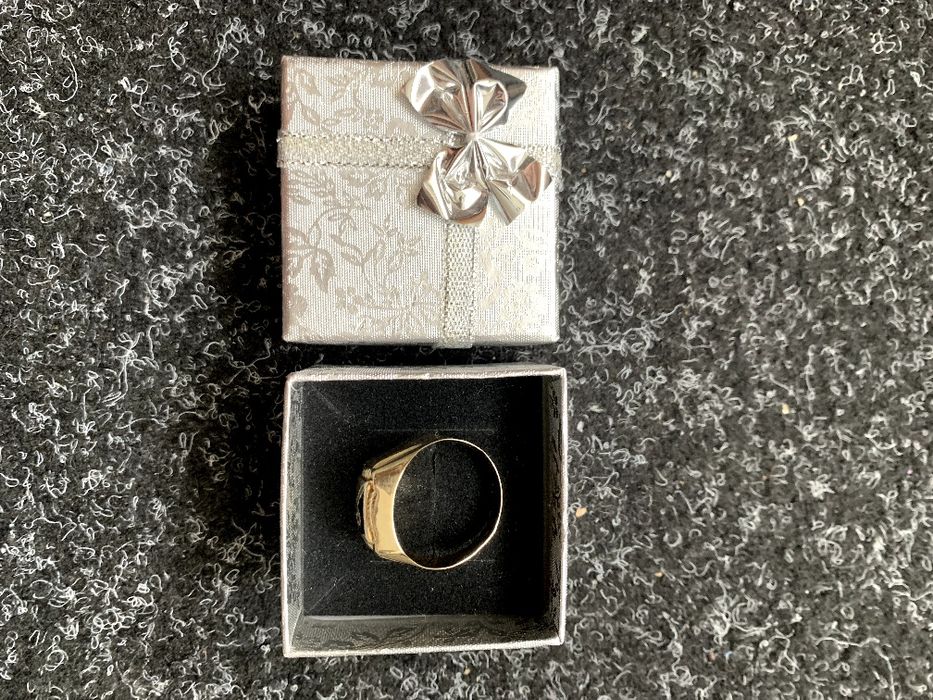 Inel, Ghiul din Aur 14 k cu Diamant