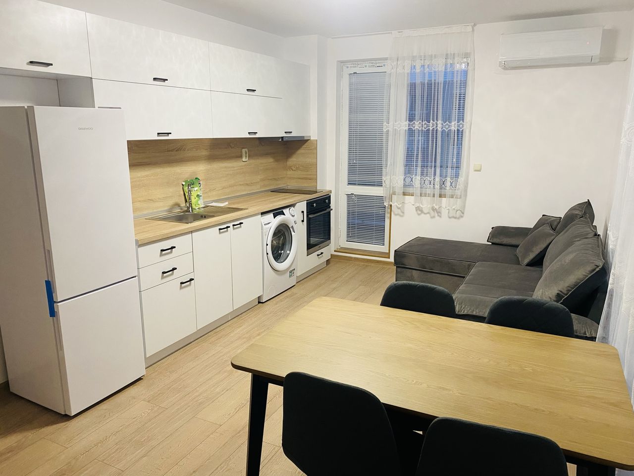 Дава се под наем Двустаен апартамент в Варна, м-т Пчелина - 60 кв.м за 459 € - Снимка #4