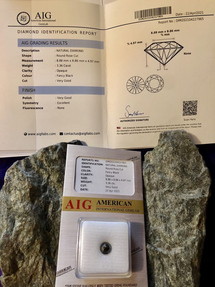 Diamante negre naturale - Certificate internationale AIG
