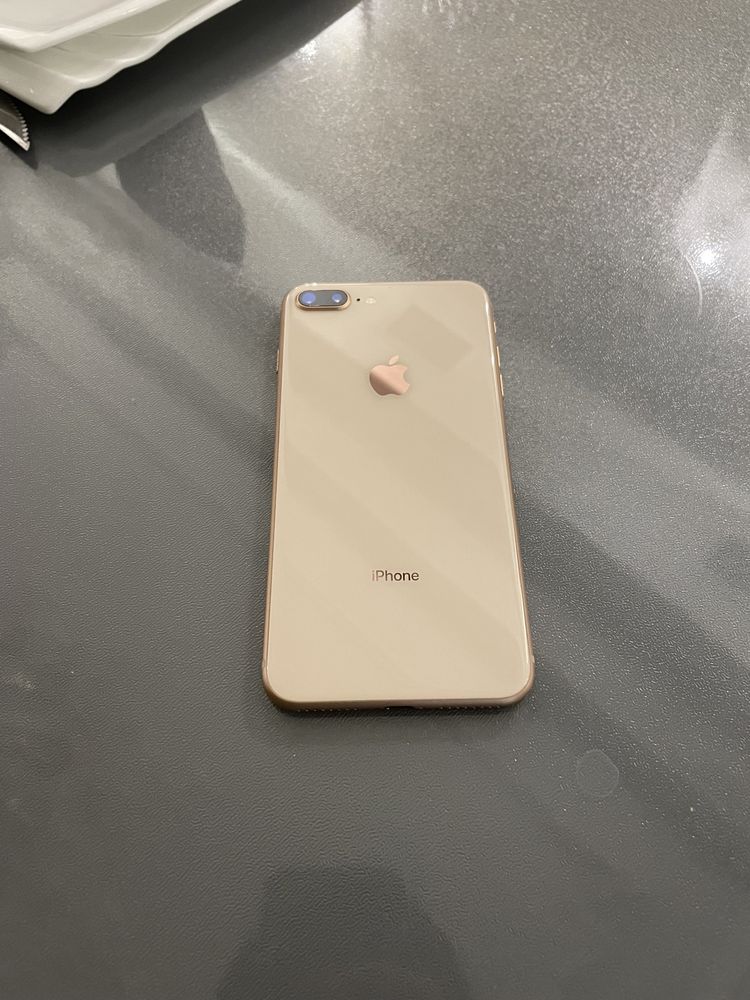 Iphone 8 plus 64 gb LLA