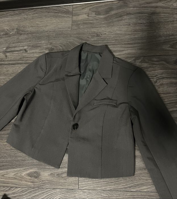 Сет сако и панталон в сиво