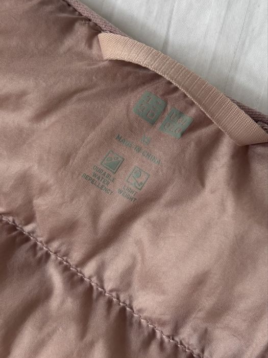 Uniqlo ultra light down vest in pink