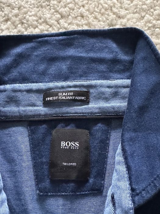 Hugo Boss,bluză pt.bărbați,măr.M(merge pt.S)