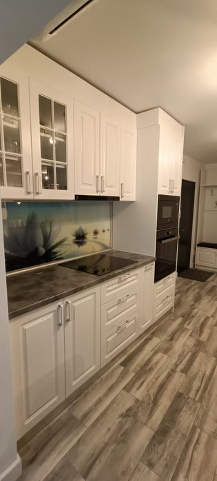 Vând Apartament 3 camere LUX