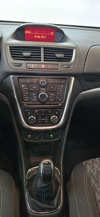 OPEL MOKA AN 2013 BENZINA 4x4 posibilitatea rate fără avans GARANȚIE