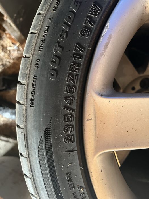 Джанти с гуми 235/45/17