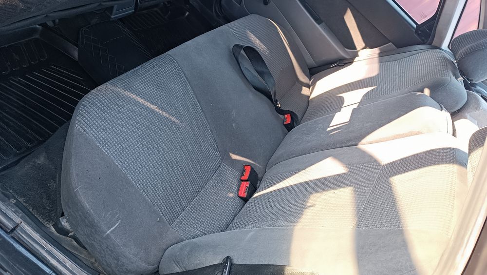 Продам приора 1.