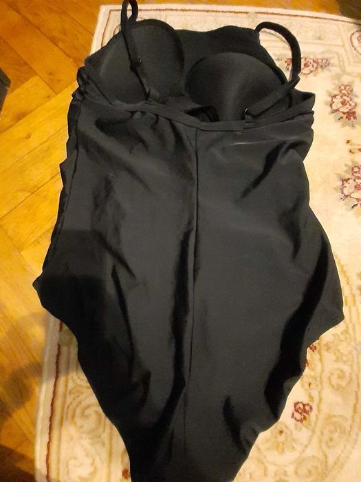 Costum de baie mărime 44