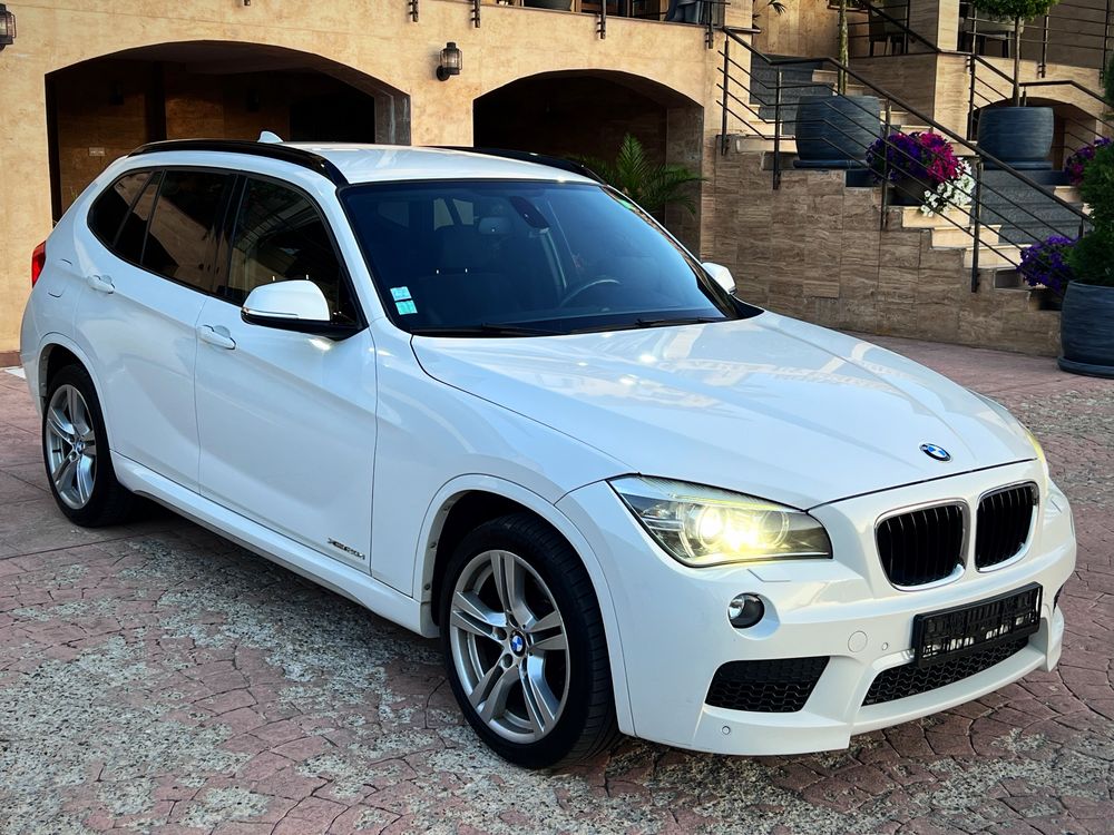 BMW X1 Facelift 4x4 / M Paket / Automat