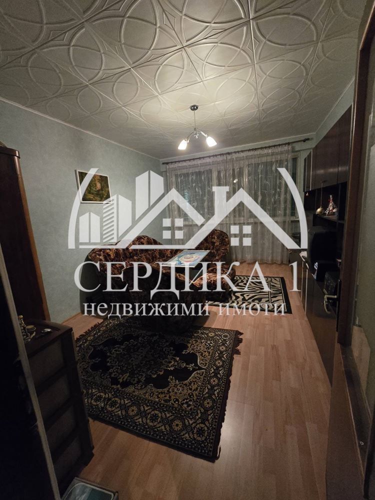 Дава се под наем Тристаен апартамент в Елин Пелин - 82 кв.м за 408 € - Снимка #4