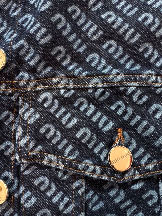 Miu Miu-Автентичен нов дамски комплект M размер