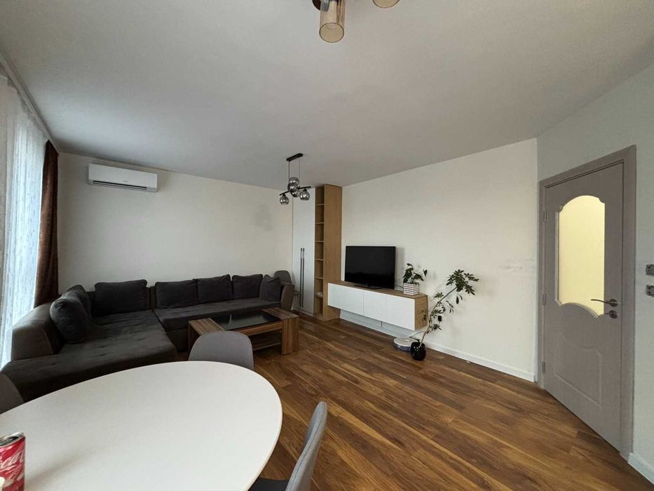 Двустаен апартамент под наем от собственик с паркомясто