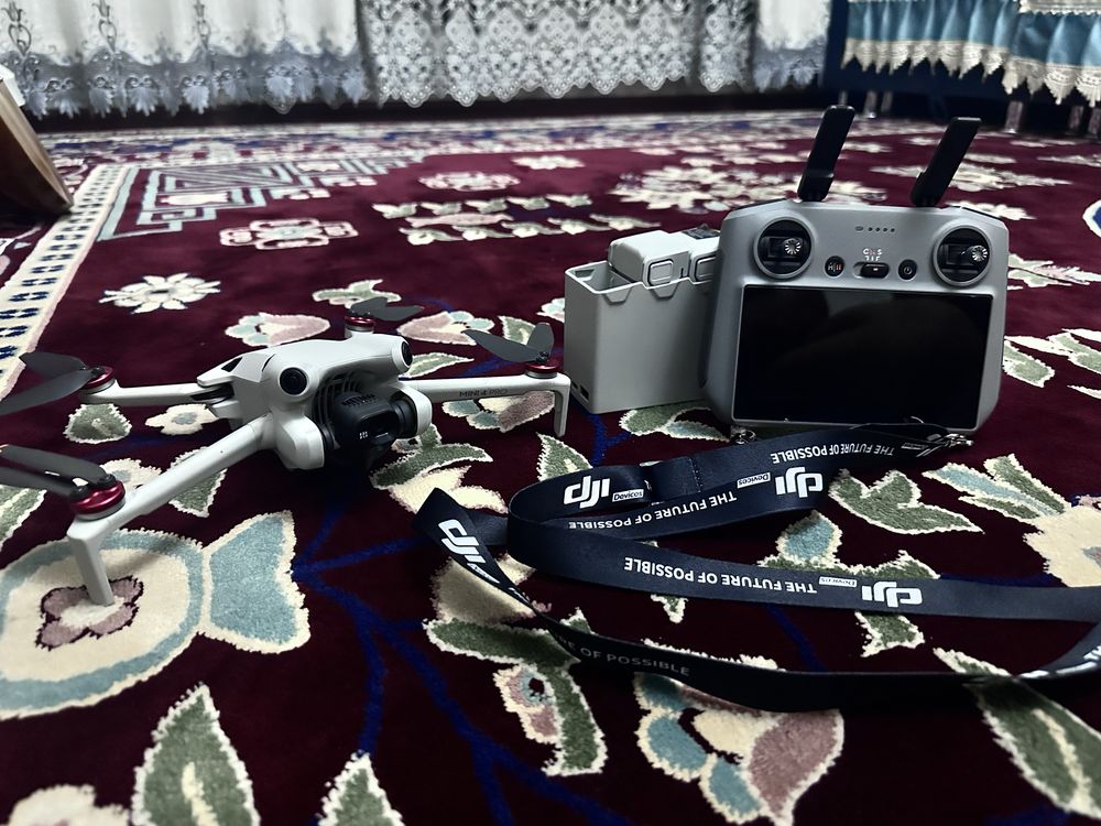 Dji mini 4 pro fly more combo
