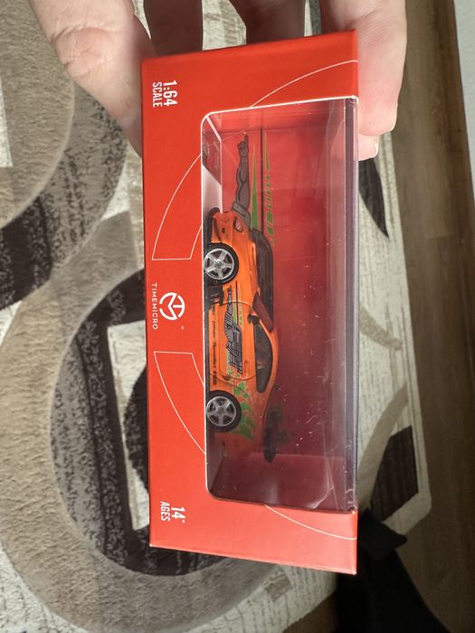 Продам машинку Supra 1/64