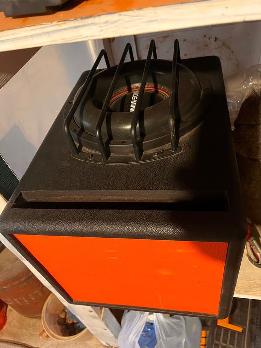 Саббуфер почти новый