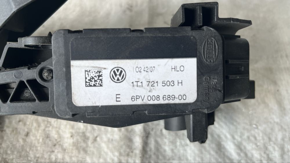 Педал газ VW Touran 2003-
