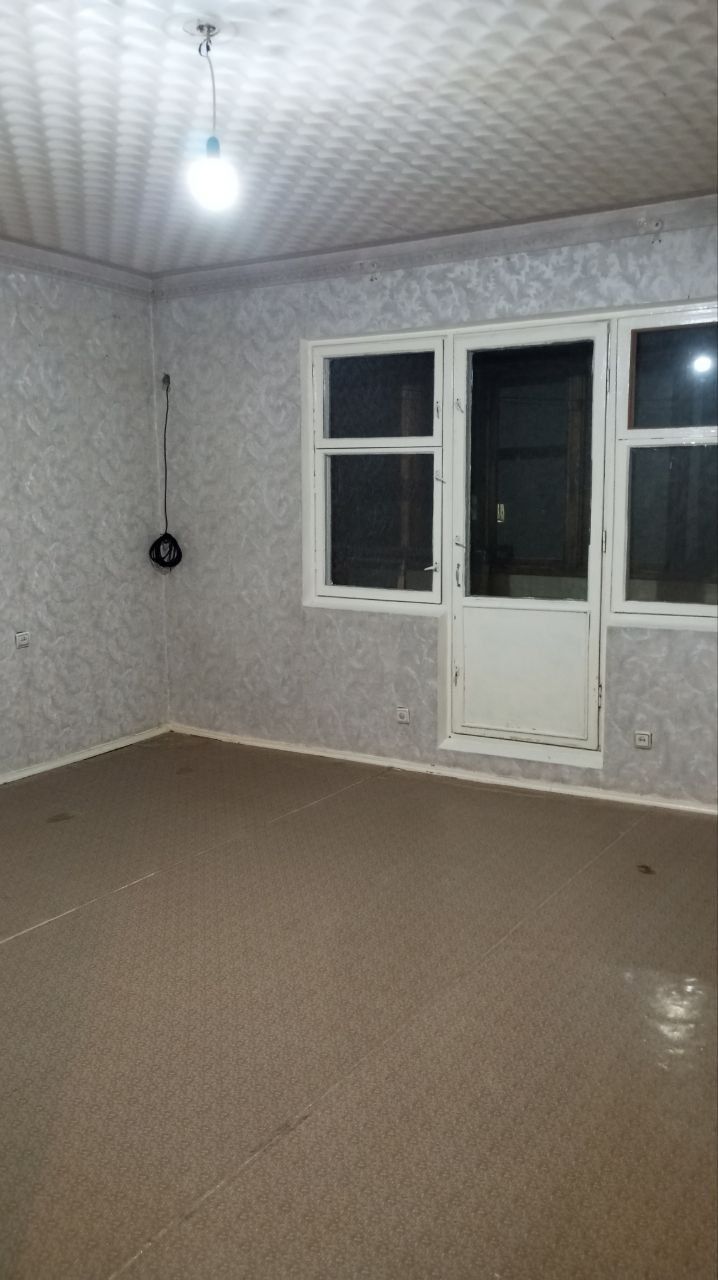 Паркентский. 2 комн. Отдельный вход. 66м². Продажа.