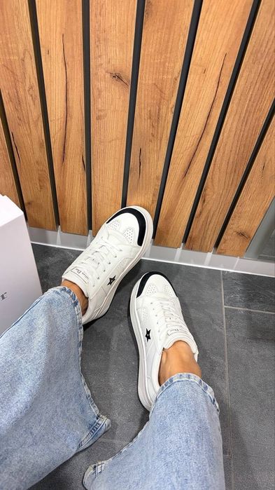 Кецове Dior бели