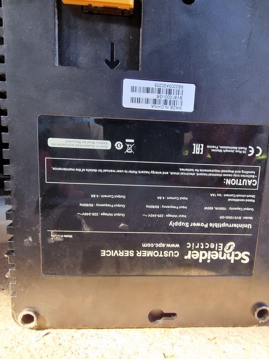 Ups schneider electric