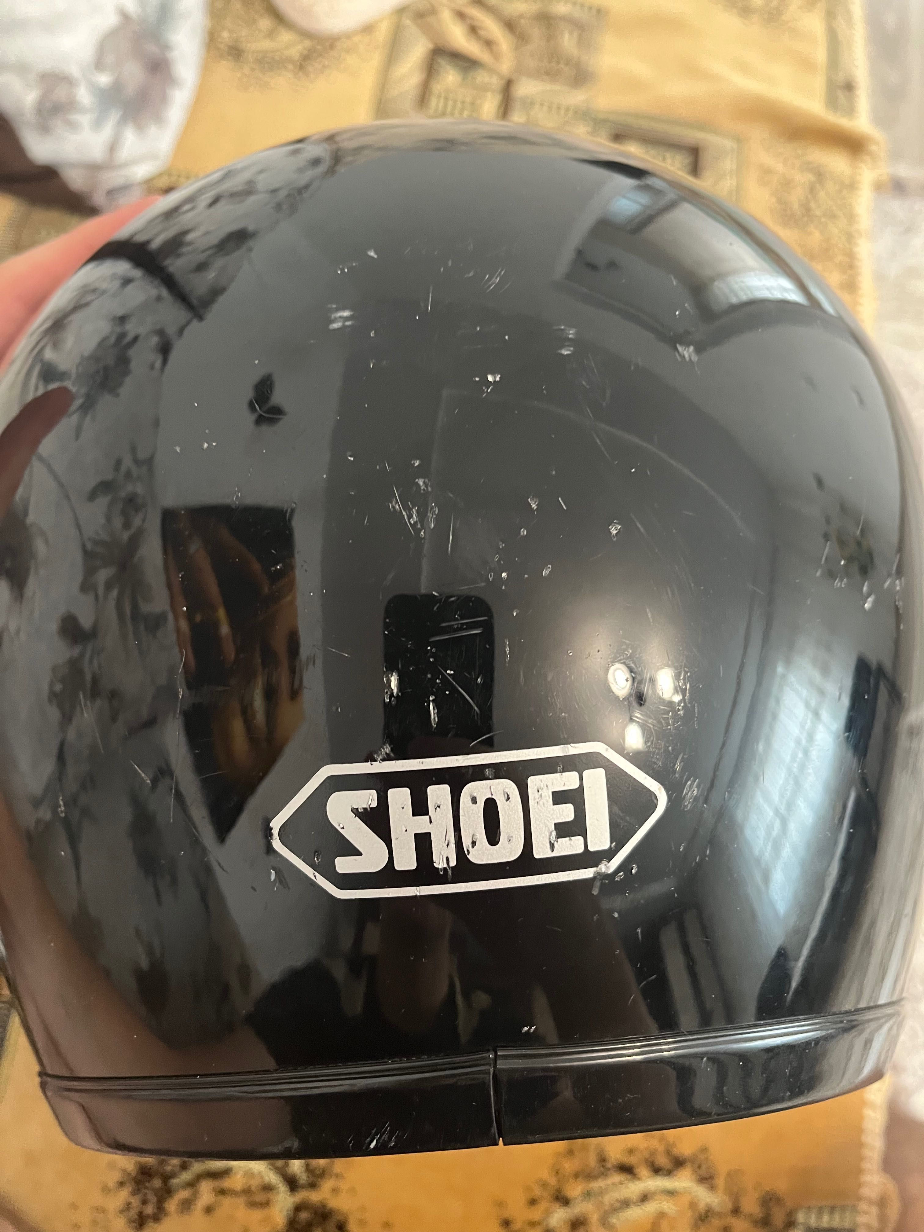 Cască SHOEI, cu zgârieturi minore
