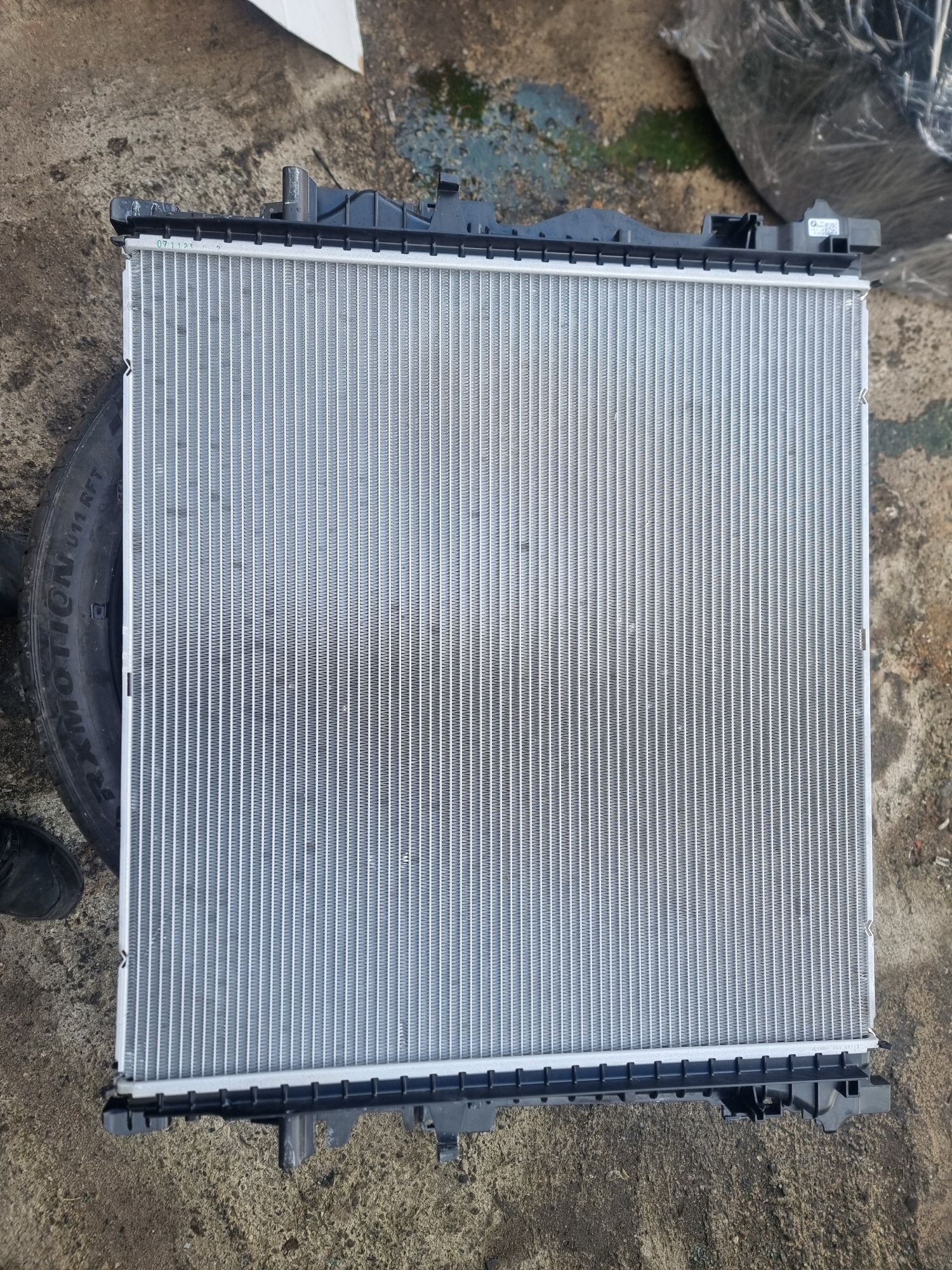 Radiator apa ulei termocupla bmw g60 g70