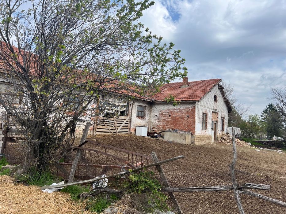 Продава се Промишлена сграда в Сухиндол - 15000 кв.м за 12 €/кв.м - Снимка #7