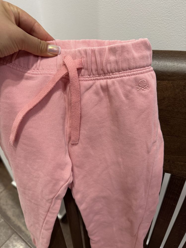 Детски екип benetton  и маратонки reebok