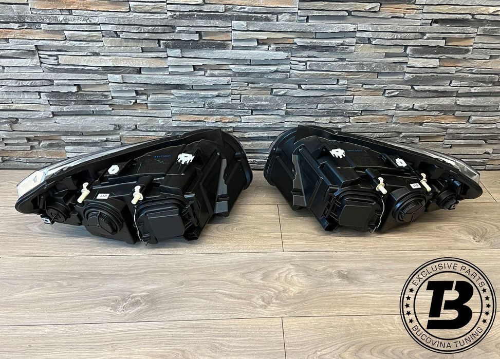 Faruri LED Angel Eyes compatibile cu BMW X1 E84 Xenon Design