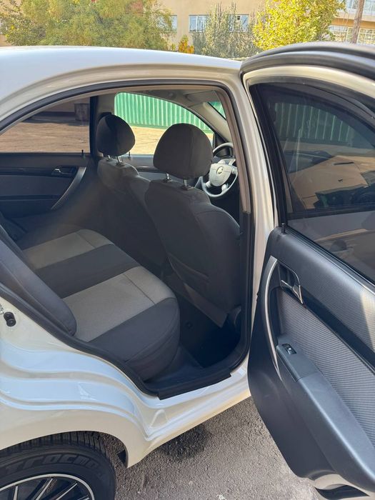 Neksa 3 yili 2019 kraskasi toza sotiladi