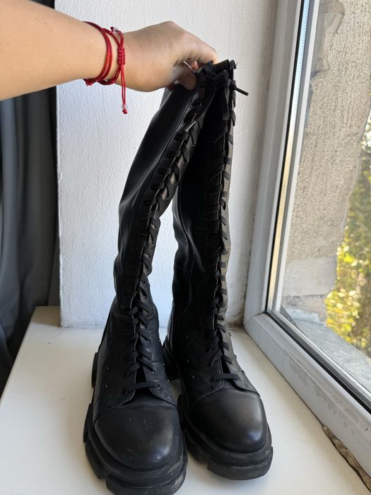 Продам зимние сапоги из натуральной кожи.