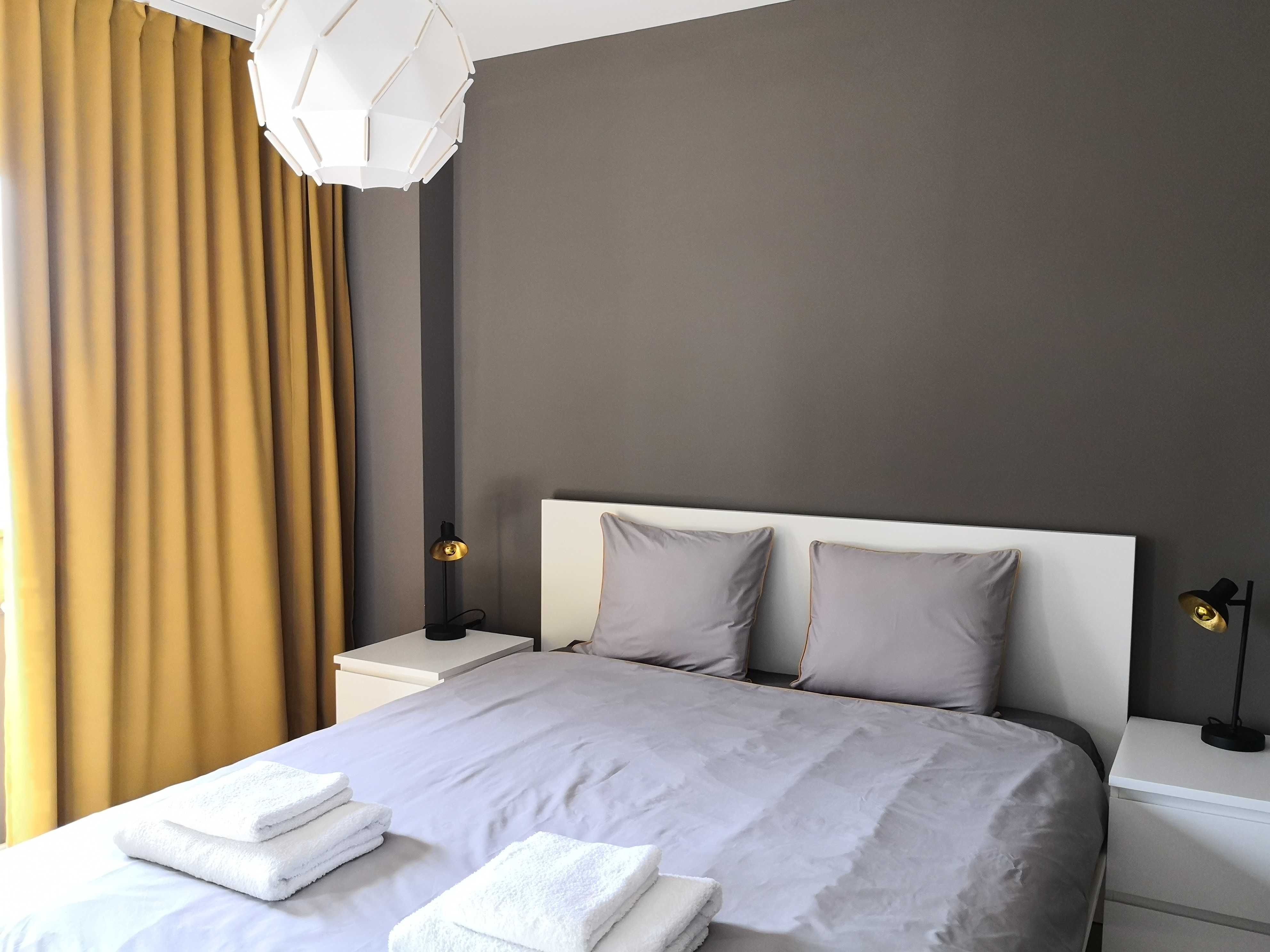 Apartament revonat, Centrala Proprie, 2 camere vis-a-vis Marriott