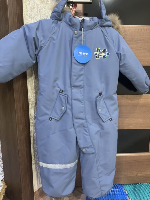 Продается новый зимний комбинезон