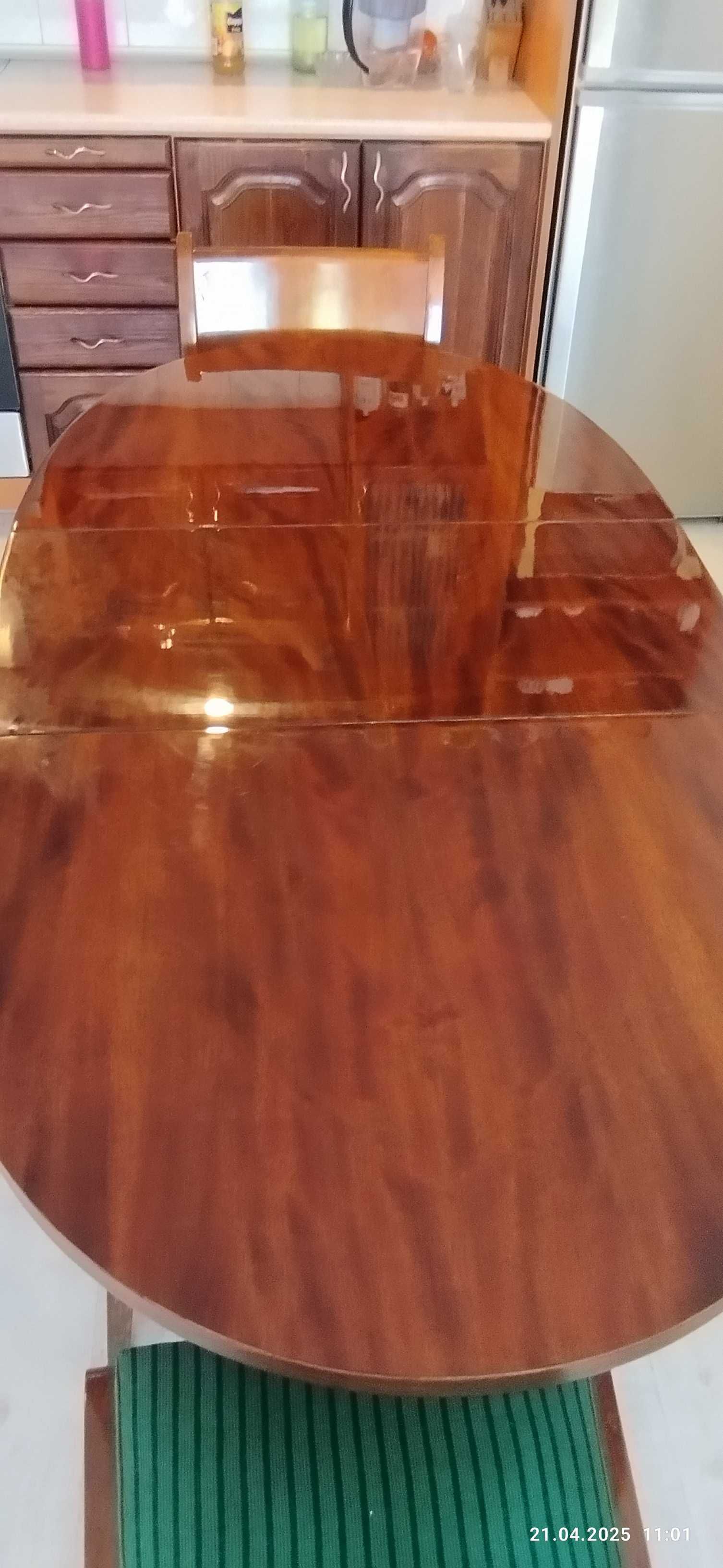 Продавам. Трапезна маса разтегателна.
