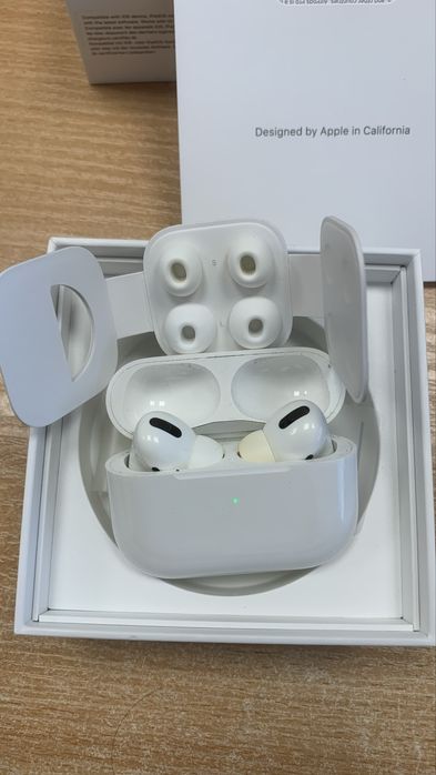 AirPods Pro комплект работи само лявата слушалка