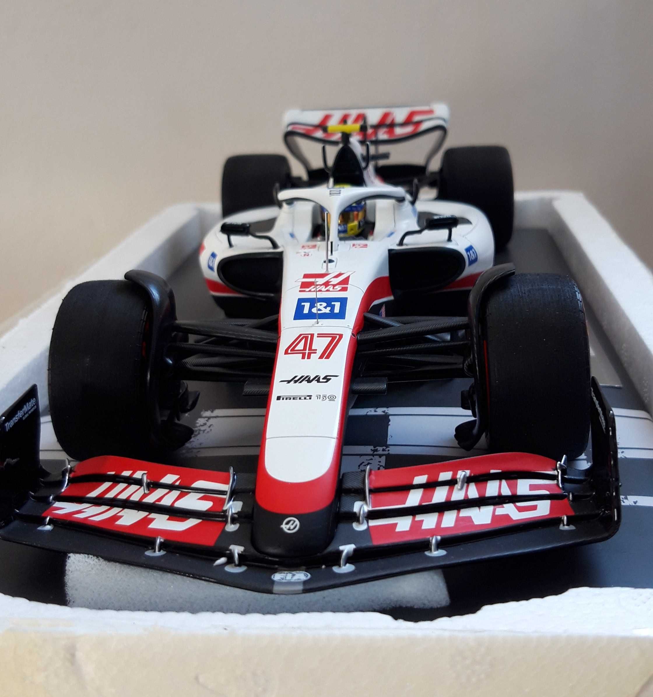 Minichamps 1,18 HAAS VF 22 F 1 KEVIN Magnussen GP 2022 Bahrain